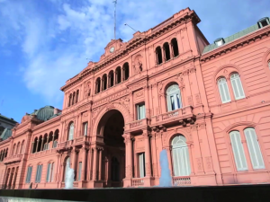 El Gobierno prohibió este jueves el ingreso de la prensa acreditada a la Casa Rosada