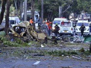 Colombia: un ataque con explosivos en la vía Panamericana dejó al menos 14 muertos