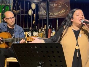 Luciana Benítez presenta su espectáculo “Brindis de canciones”
