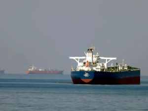 Irán vuelve a restringir el paso por el Estrecho de Ormuz