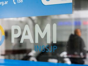 Jubilados se manifestarán en el PAMI con críticas contra Milei