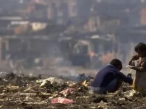 La UCA alerta de que la baja de la pobreza es una "ficción" que no llega al bolsillo