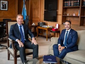 Santilli sumó reuniones con gobernadores para afinar la agenda parlamentaria