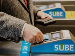 Metrodelegados levantarán molinetes en reclamo por la reincorporación de una empleada que denunció acoso sexual