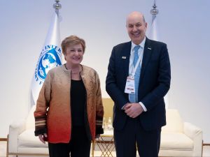 Sturzenegger se reunió con Georgieva en Arabia Saudita