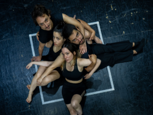 Llega a la cartelera porteña "Al borde del ensayo"