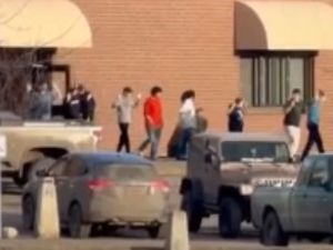 Canadá: Un tiroteo deja 10 muertos en una escuela y sus alrededores