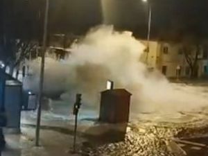 Madrid: se pinchó un caño maestro y generó caos en cercanías del aeropuerto de Barajas