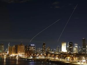 Tensión máxima en Medio Oriente: ataques cruzados en Israel, Irán y una base británica en Chipre