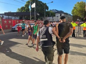 Más de 40 trapitos demorados en las canchas de River, Huracán y Vélez