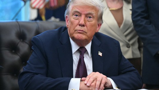 Dura advertencia de Trump a Irán: "Si empiezan a matar gente en las protestas los vamos a golpear muy duro"