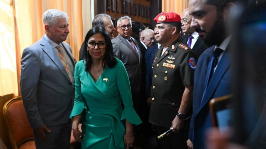Venezuela anunció que estudia la reanudación de las relaciones diplomáticas con EE.UU.