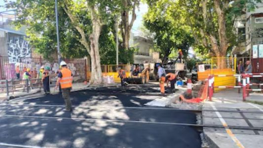 Cierran una barrera clave en la Ciudad para construir un paso bajo nivel: cuánto durará la obra