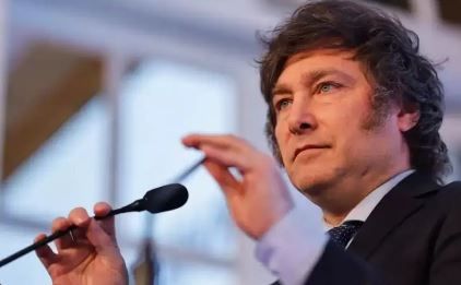 Milei desembarca en Tucumán para participar del Foro Económico del NOA