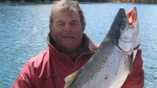 Alerta en La Plata: investigan si un jubilado de 76 años falleció por salmonelosis