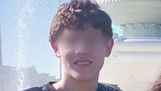 Habló la abogada del chico que mató a un compañero de escuela en Santa Fe: "Sentía que no encajaba y había tenido episodios de autolesiones"