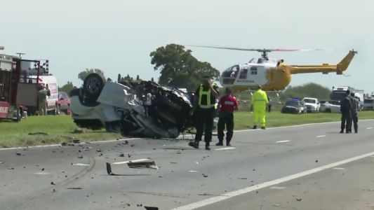 Tragedia en la autopista Rosario-Santa Fe: dos muertos tras el choque entre un colectivo y una camioneta