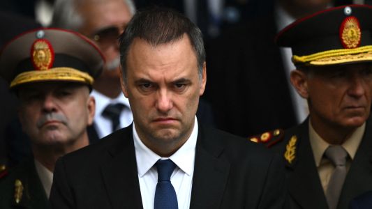 Caso Adorni: la inmobiliaria confirmó que el valor del departamento de Caballito superaba el monto de la operación