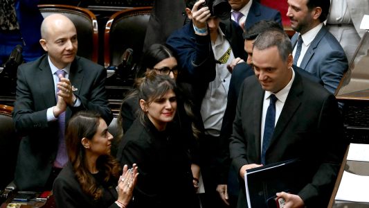 Con el apoyo de Milei, Karina y el Gabinete: Adorni se presentará en el Congreso