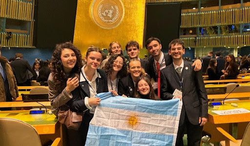 Premian a estudiantes de la UBA en una tradicional competencia de la ONU