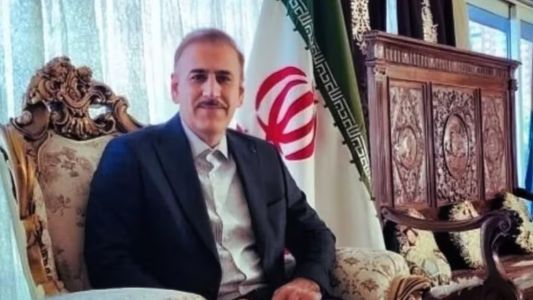 El máximo diplomático de Irán abandonó la Argentina tras ser expulsado por Milei