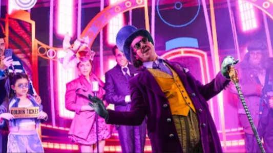 Se abrieron las puertas de la fábrica de chocolate: show especial en la puerta del Gran Rex