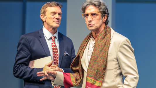 "El Jefe del Jefe": ¿qué puede suceder cuando el jefe es un invento?