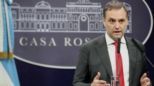 La Justicia avanza en la investigación sobre inmuebles y viajes de Manuel Adorni