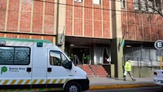 Apedrearon un micro con niños y uno tiene una grave lesión en los ojos