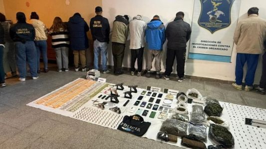 Con drones atraparon a la "Banda de los Bolseros" en Mar del Plata: 21 detenidos