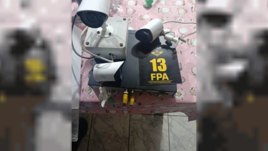 Córdoba: un hombre vendía cocaína e instaló cámaras de seguridad en los postes de luz de la zona