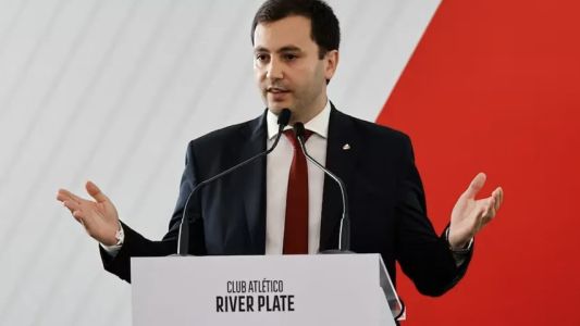 Dos clásicos perdidos en cinco meses y la ida de Gallardo, un inicio negativo de gestión de Di Carlo en River