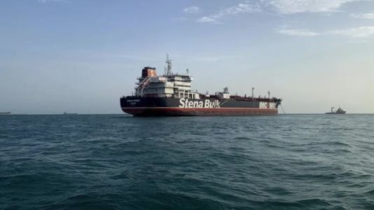 El petróleo roza los US$100 ante la fragilidad del alto el fuego en Medio Oriente