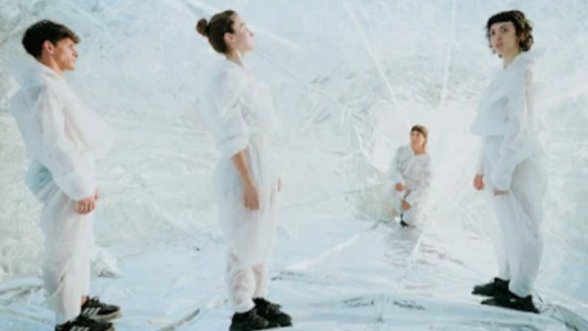 Se estrena "Poéticas de gravedad" en una experiencia inmersiva