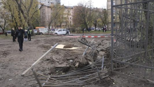 Nueve muertos por ataques rusos en Ucrania; Zelenski reclamó más sanciones contra Moscú