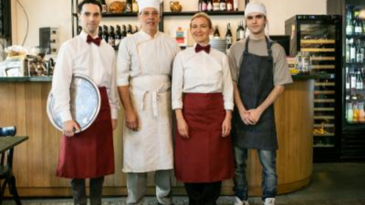 “Restorán”: compañeros, el refugio para sobrellevar el estrés del trabajo