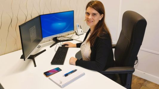 La contadora y abogada argentina que dejó atrás su trayectoria con la viola para triunfar en los EEUU