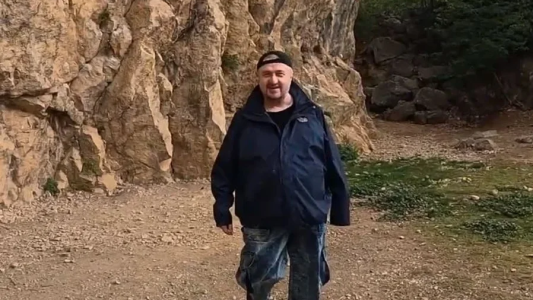 Secta rusa en Bariloche: le otorgaron la prisión domiciliaria al "extraterrestre sirio", el líder de la banda