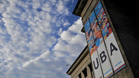 El Gobierno apuntó contra la UBA: denunció “extorsión política” para acaparar el presupuesto