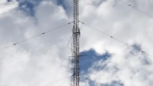Tragedia en Rosario: un operario cayó desde una antena y murió