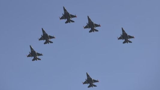 Polémica por adquisiciones de la Fuerza Aérea: sobreprecios y falta de controles