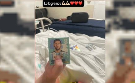 Mientras continúa internado, Bastian Jerez sacó la figurita de Messi para completar el álbum del Mundial
