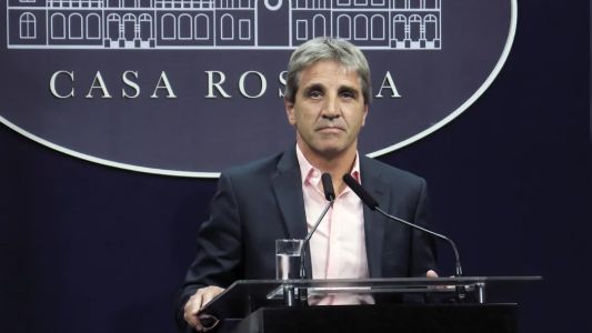 Caputo atribuyó el sobreendeudamiento de personas a las falsas expectativas de devaluación