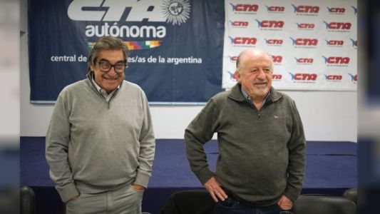 Las dos CTA anunciaron su plan de lucha para “frenar el ajuste” del Gobierno Nacional
