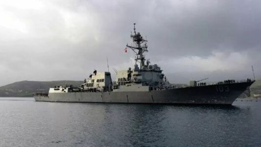 Una fragata de la Armada estadounidense fue alcanzada por dos misiles iraníes