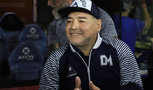 Juicio por la muerte de Maradona: declararán el exdirector de la Clínica Olivos y el neurocirujano que lo operó