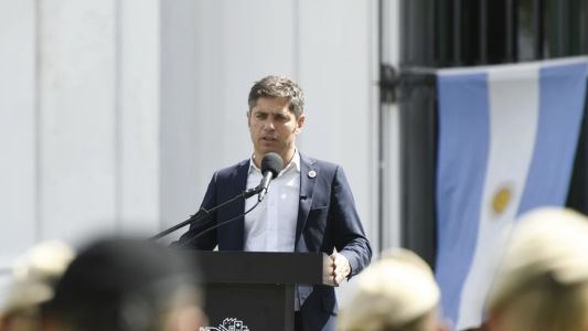 Kicillof: “Milei no cuida el empleo, cuida un solo empleo, el de Adorni"