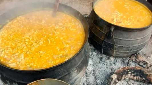 Santiago del Estero: 8.000 litros de locro y 8.000 kilos de asado gratis este 25 de mayo
