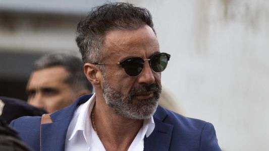 El neurocirujano que operó a Maradona por el hematoma subdural favoreció a Luque