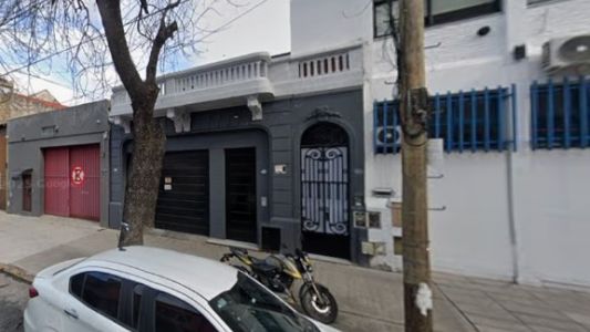Allanaron un taller clandestino en pleno Monte Castro: rescataron a adultos y menores